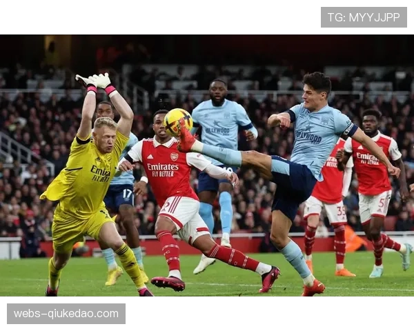 阿森纳快速反击战术显效，廷贝尔右路传中制造多次威胁