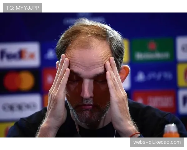 争议判罚！拜仁进球因“体毛级”越位被VAR取消，图赫尔染黄抗议